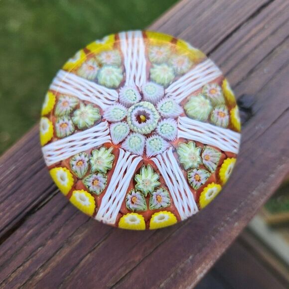 STRATHEARN Art Glass Scotland Millefiori Spoke Latticino Paperweight Red Yellow - Picture 1 of 7
